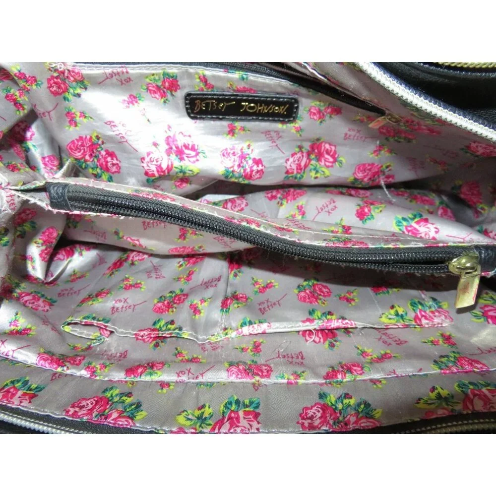 Betsey Johnson Black & White Chevron Accented Tote Large Crossbody Boho Handbag